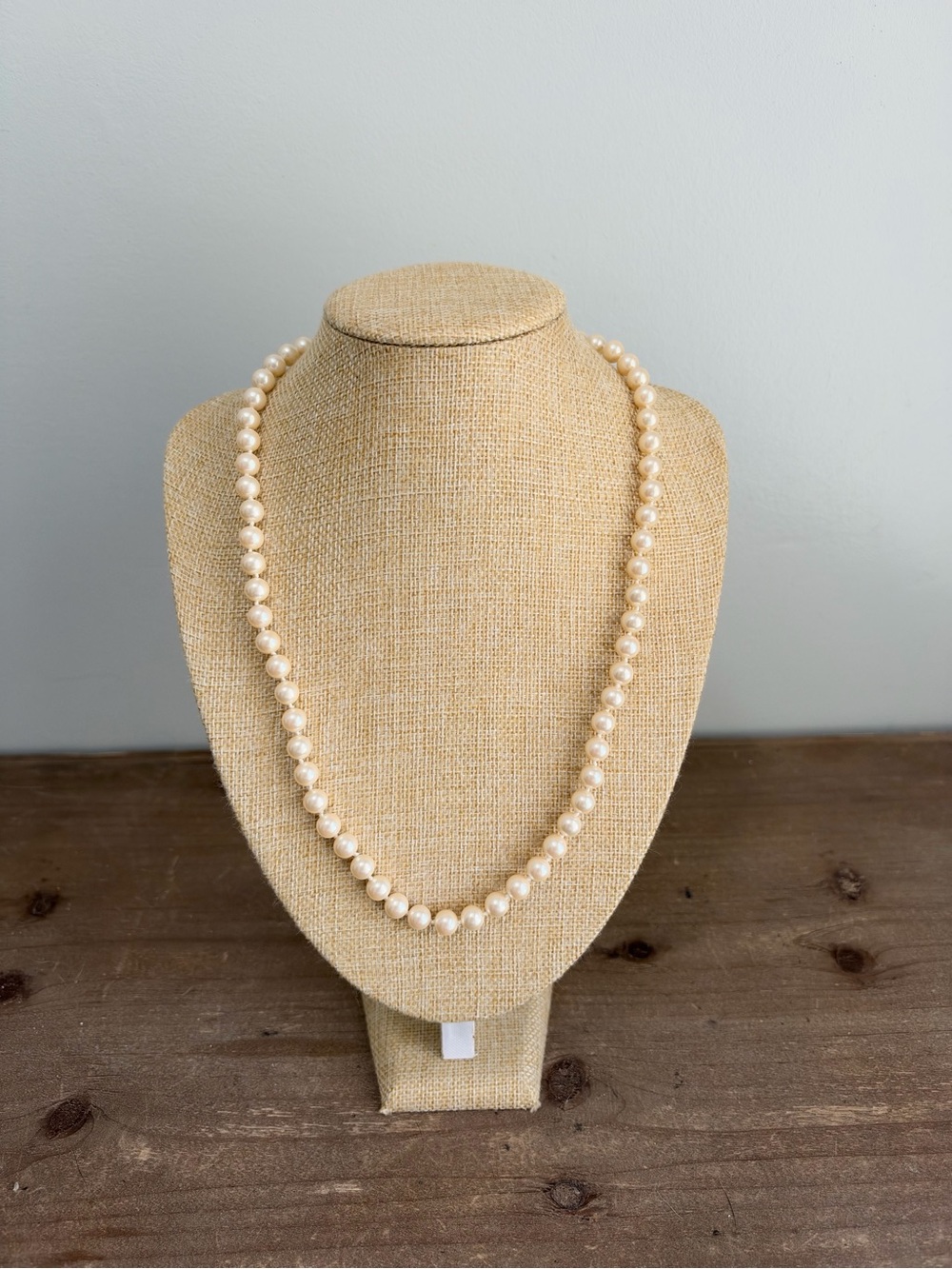 Vintage Marvella Faux Pearl Necklace Cream Graduated Beads Signed